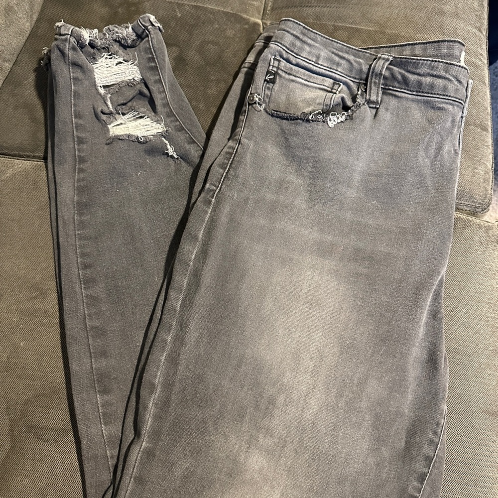 KanCan Gray Distressed Skinny Jeans